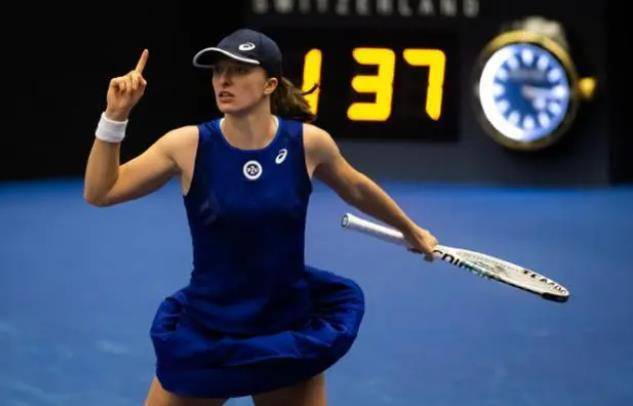 杯的球队提 杯的球队提